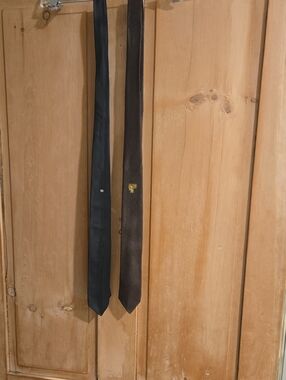 Men's Vintage Solid Neckties - Black Silk and Dark Brown